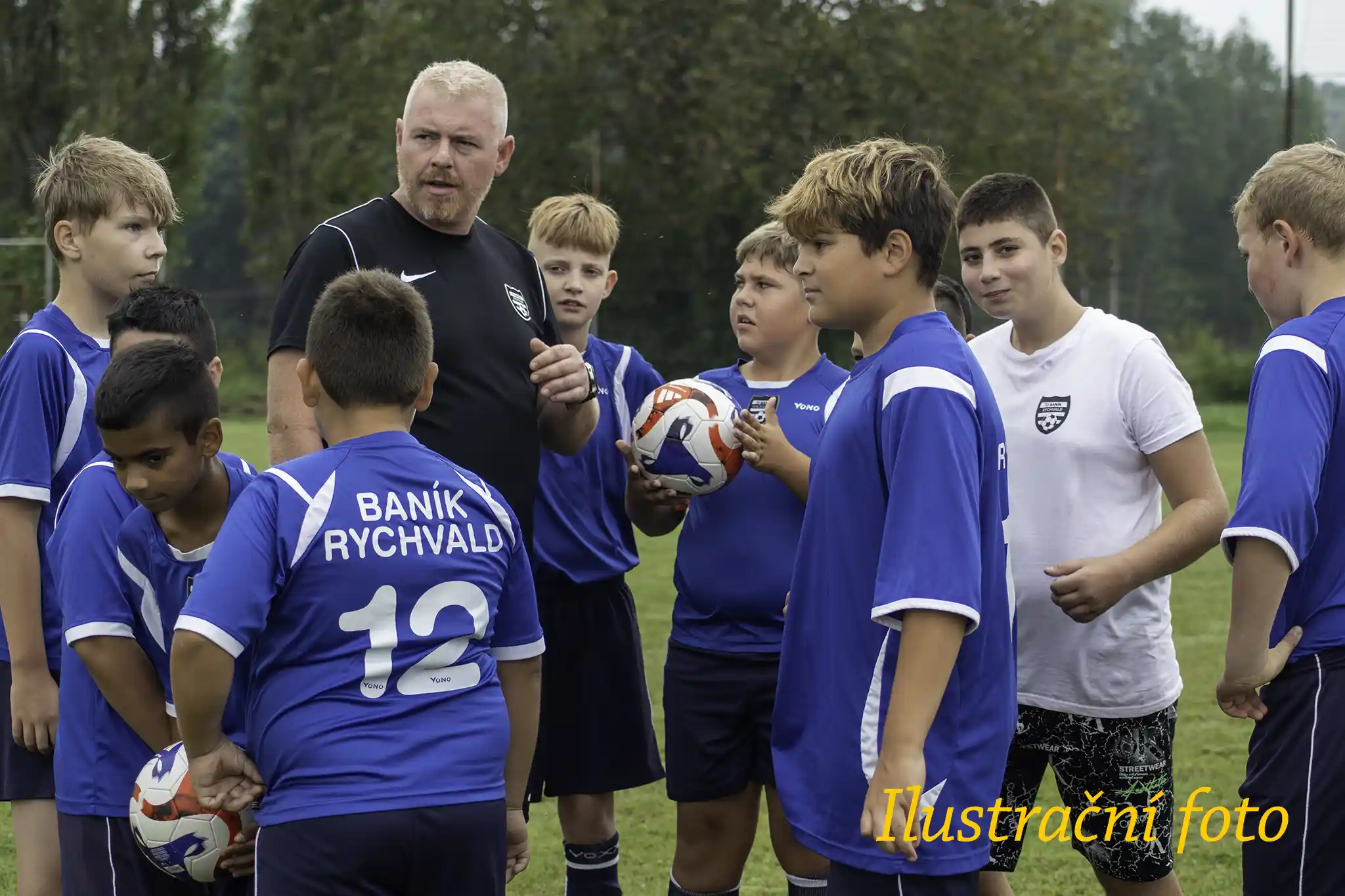 Starší žáci Baníku Rychvald remizovali v boji o čelo tabulky, tvrdá lekce mladším žákům